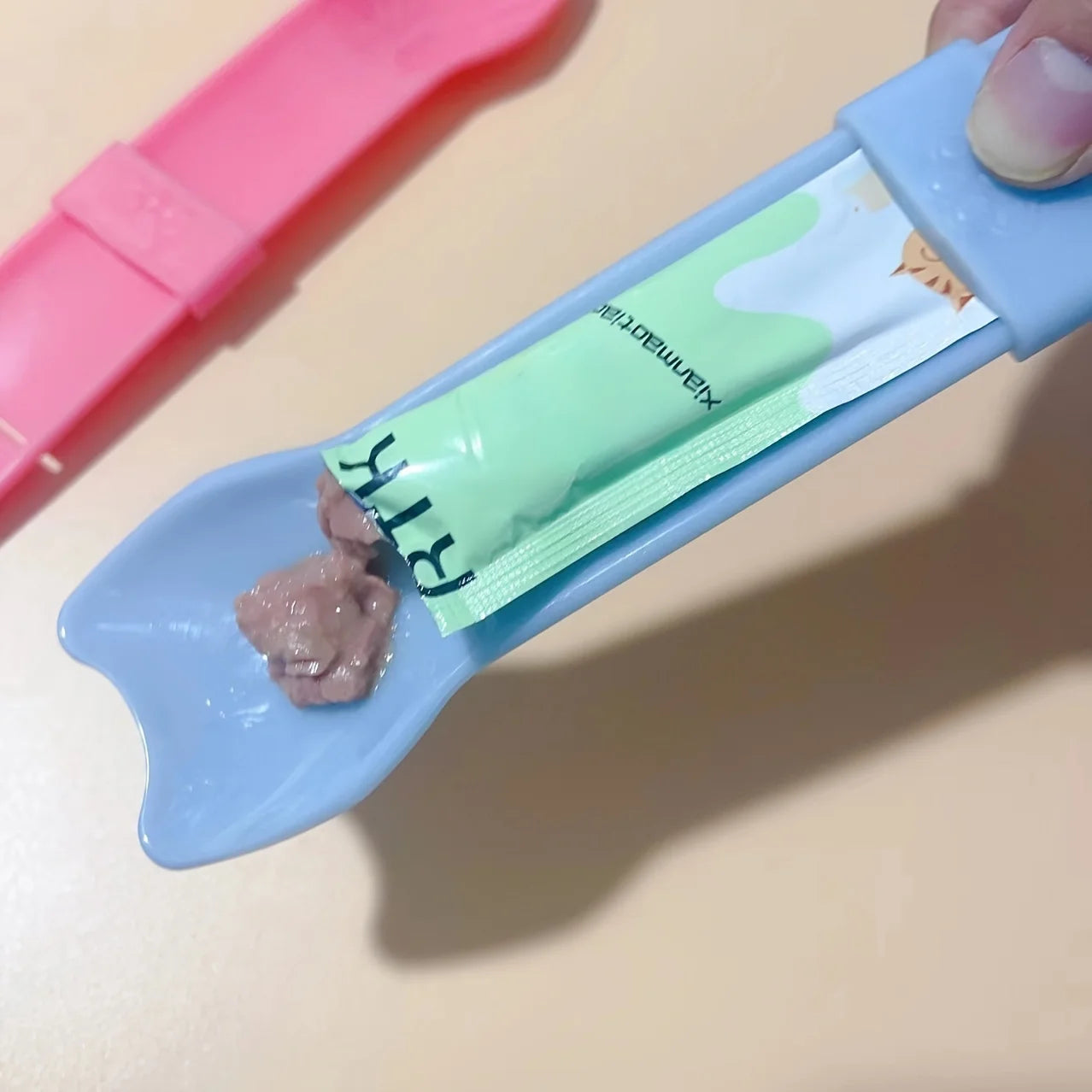 Cat Lickable Treat Feeder Spoon