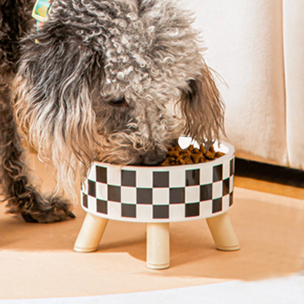 Non-Slip Polka Dot Pet Bowl for Cats & Dogs – Easy to Clean | White & Black