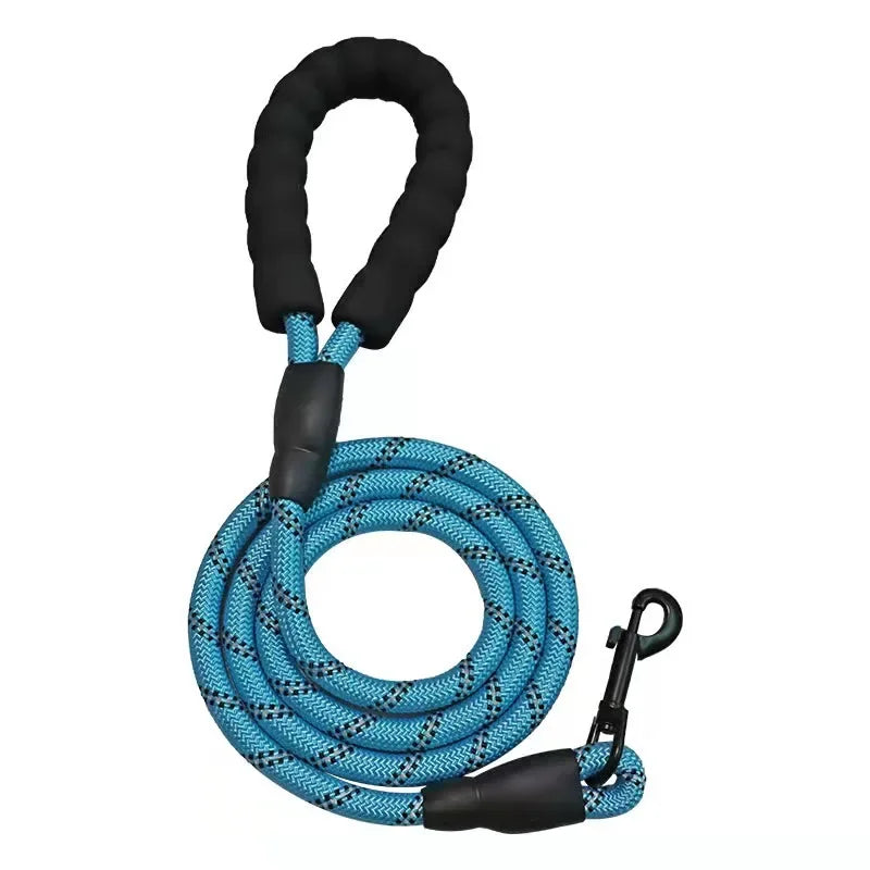 Reflective Nylon Dog Leash – Strong & Durable for All Dog Sizes